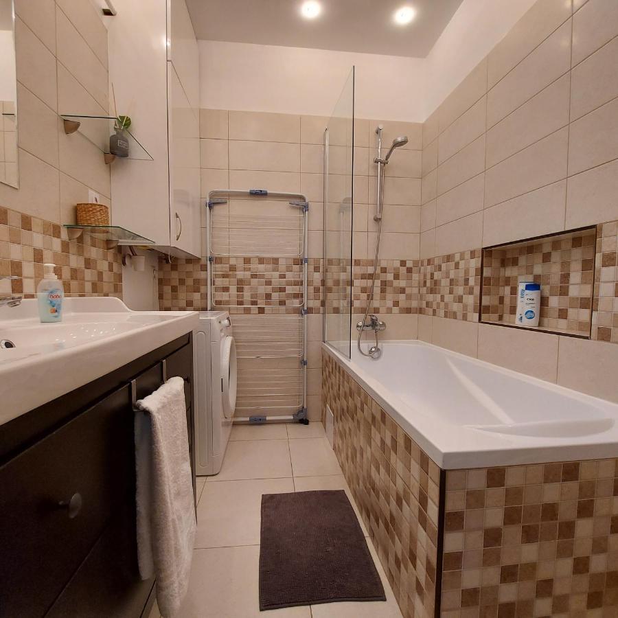 Ancsi Apartmant Keşkemet Dış mekan fotoğraf